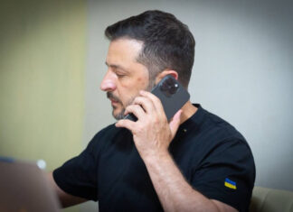 Зеленский сообщил, о чем говорил с Трампом