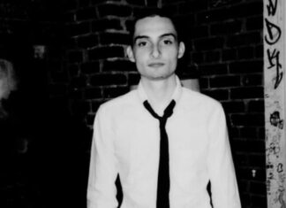 Звезда «Очень странных дел» регулярно донатит в поддержку Украины