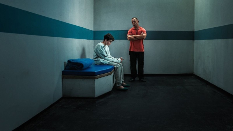 3 увлекательных мини-сериала от Netflix, которые можно посмотреть за день