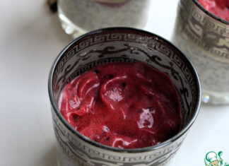 Чиа пудинг с ягодами