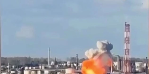 Дрон атаковал Ново-Уфимский НПЗ в России | ВИДЕО