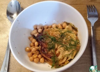 Капуста савойская с нутом и пармезаном