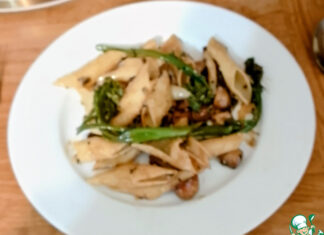 Лапша с грибами в мисо соусе