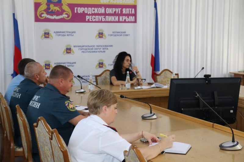 Оккупанты хотят ввести режим ЧС в Крыму после атаки дронов на санаторий «Форос»