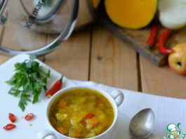 Осенний суп с яблоком и тыквой