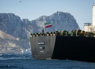 Reuters: Россия близка к сокращению добычи нефти из-за атак беспилотников