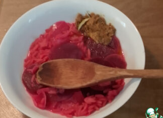 Ризотто в кокосово-свекольном соусе