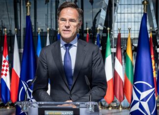 Рютте заявил, что союзники НАТО успешно справились с атакой дронов РФ на Польшу