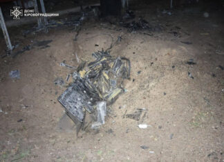 Россия массированно атаковала железную дорогу: без света города, задерживаются десятки поездов