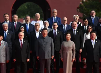 Румынские политики поехали на парад в Пекине