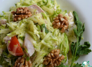 Салат с куриной грудкой