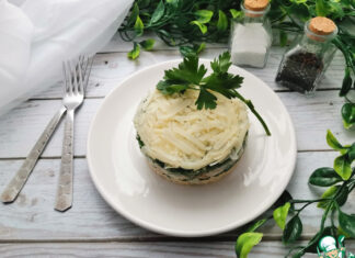 Слоёный рыбный салат «Лето»