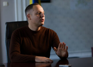 СМИ: Экс-заместитель главы ОП Шурма переехал из Германии в Австрию после обысков