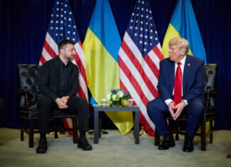 СМИ: Зеленский в Нью-Йорке просил у Трампа крылатые ракеты Tomahawk