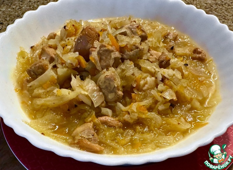 Солянка с курицей. Без масла, но на курином бульоне