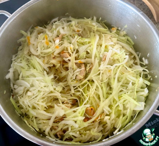 Солянка с курицей. Без масла, но на курином бульоне