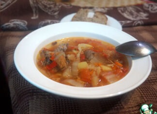 Суп из баранины с помидорами