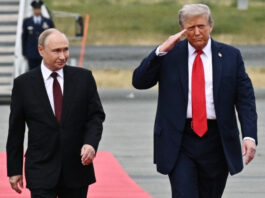 Трамп обвинил Китай, РФ и КНДР в заговоре против США