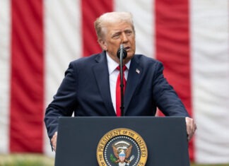 Трамп: Зеленский и Путин ненавидят друг друга, мне придется вмешаться