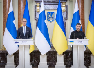 Зеленский сравнил атаку российских дронов на Польшу с оккупацией Крыма