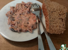 Блюдо из баклажана, фасоли с чесноком