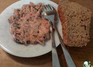 Блюдо из баклажана, фасоли с чесноком