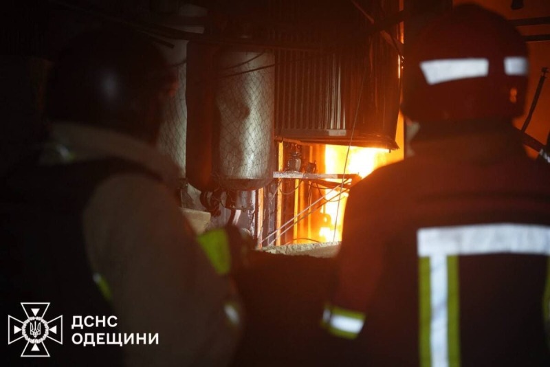 Часть Одессы и области остались без света после массированной атаки дронов