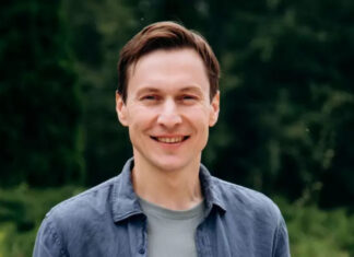 Где сейчас актер сериала «Парочка следователей», после того, как его дом разрушил российский дрон