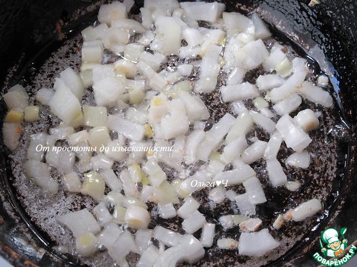 Менемен с фасолью и луком