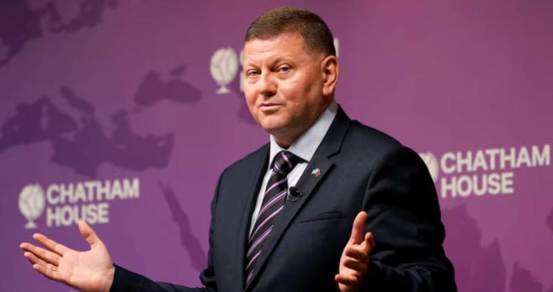 Не создаю ни штабов, ни партий: Залужный раскритиковал медиа за распространение фейков