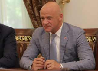 Петиция о лишении гражданства Труханова набрала 25 тысяч голосов