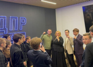 Пророссийская депутат из Румынии пригрозила «переломать ноги» Зеленскому