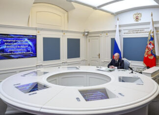 Путин провел тренировку стратегических ядерных сил: запустили две баллистические ракеты