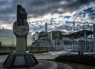 Россияне устроили блэкаут еще на одной украинской АЭС