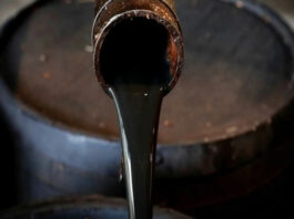 СМИ: Индийские НПЗ начали готовиться к сокращению импорта российской нефти