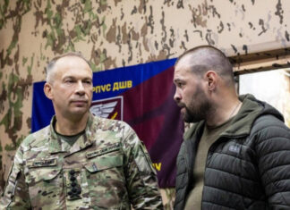 Сырский: Тот, кто скрывает правду о ситуации на поле боя, не может быть командиром