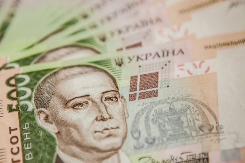 «Теплая зима»: Кабмин хочет снова раздать украинцам по 6500 грн