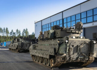 В Эстонии рядом с военным городком заметили два беспилотника: один из них сбили