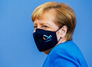 В Литве Меркель обвинили в том, что она препятствовала Украине в защите Крыма в 2014 году