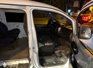 В Одессе полицейский с оружием напал на машину сотрудников ТЦК