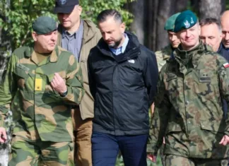 В Польше хотят привести военных в форму после заявлений Хегсета о «толстых генералах»