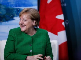 В Польше и странах Балтии ответили на заявление Меркель о «вине» во вторжении РФ