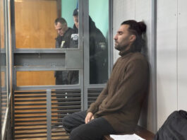 Водителю Mercedes, избившему велосипедиста в Киеве, изменили меру пресечения