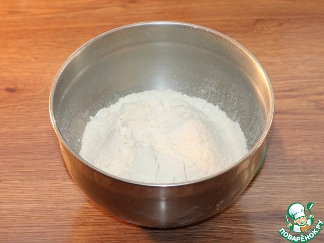 Дрожжевые ванильные булочки на молоке