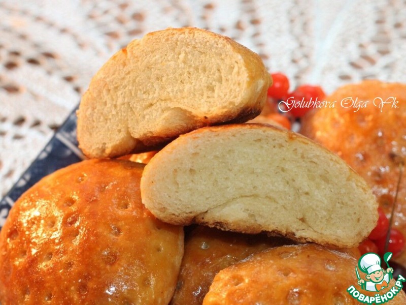 Дрожжевые ванильные булочки на молоке