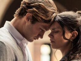 Где смотреть онлайн топовую мелодраму «Макстон-холл», которая завирусилась в сети