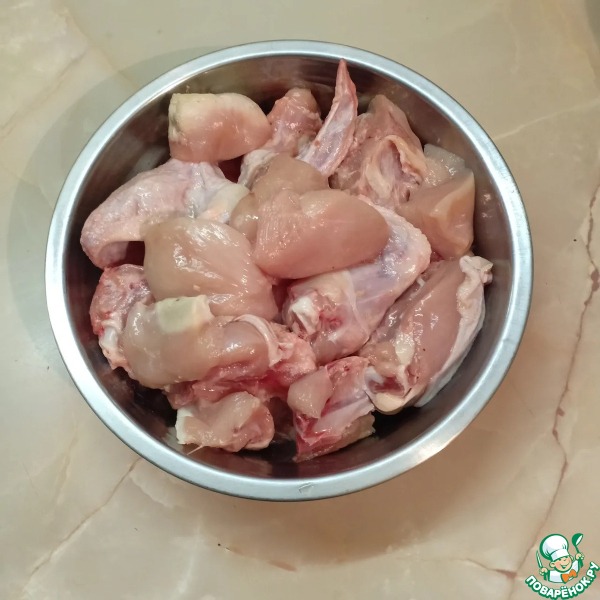 Курица, запеченная в рукаве с перцем и морковью