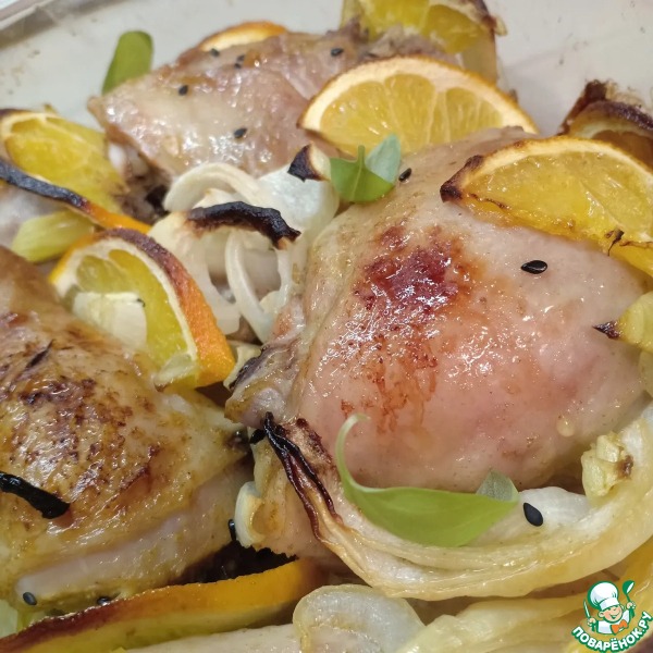 Курочка с луком и апельсинами