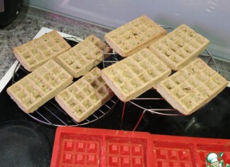 Мягкие постные вафли в духовом шкафу