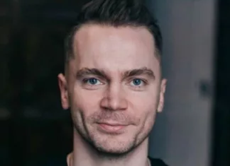 Нардепы пытались доставить в Раду правозащитника с помощью полиции | ВИДЕО